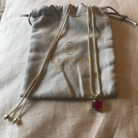 Kendra Scott Necklace